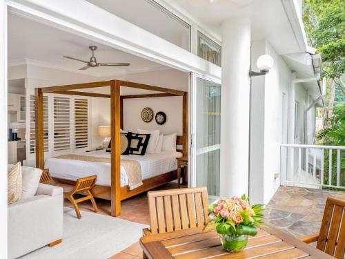 The Reef House Adults Retreat - Enjoy 28 Complimentary Inclusions