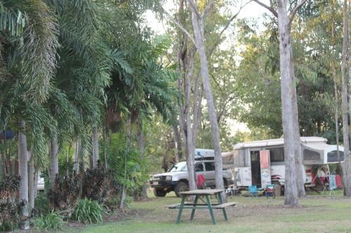 Kert, Corroboree Park Tavern in Marrakai