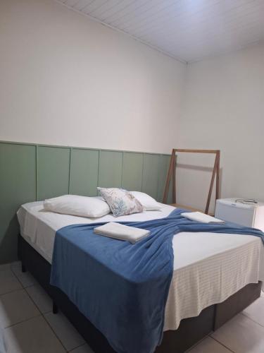 1 twin bed