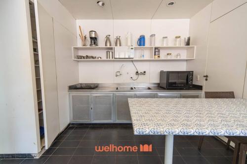 Casa de Praia no Guaruja com acesso a Praia in Praia de Pernambuco