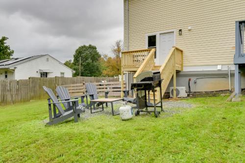 Work From Home Stylish Apartment in Cheverly! in เชเวอร์ลี (แมรีแลนด์)