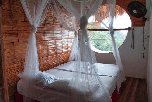 1 queen bed