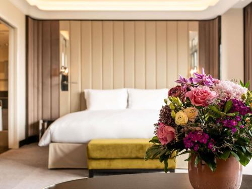 Sofitel Frankfurt Opera - image 6