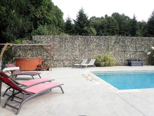 Peldbaseins, Beautiful 17th century character residence in Fontiers-Cabardes