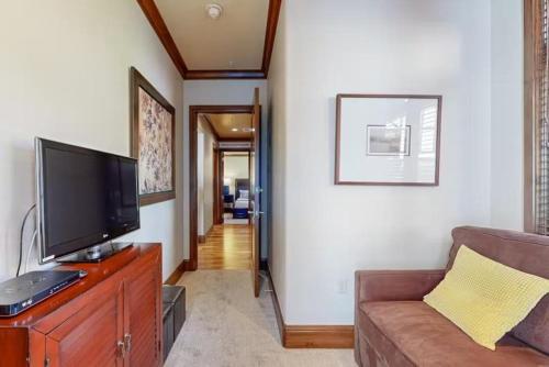 Vail Lion Square 401N - image 2