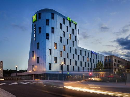 Ibis Styles Mulhouse Centre Gare - Hôtel - Mulhouse