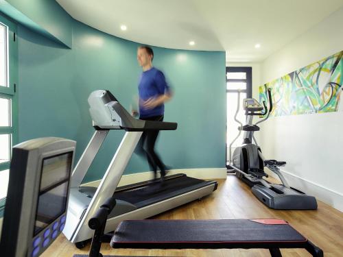 Mercure Paris Saint-Ouen - image 9