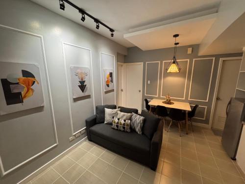 2 Bedroom Unit with Queen-sized Beds near NAIA T3