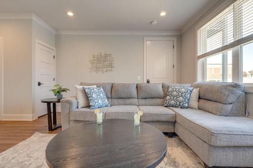 Nashville - 805B Bradford Ave #202 in Nashville, USA