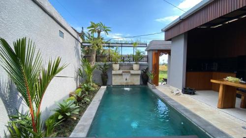 2 bedroom mesari bona, Blahbatu