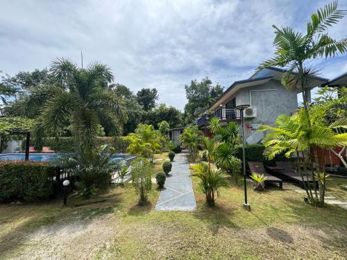 BAAN CHAINARONG in Sang Kha Ou