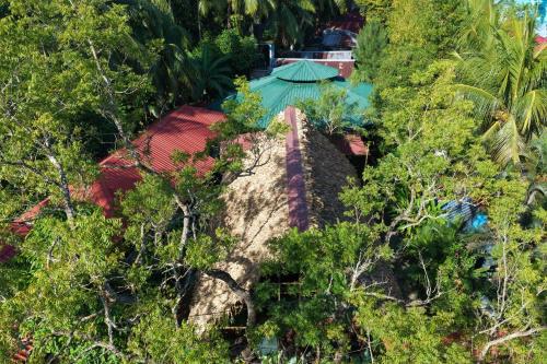 Yerrata Resorts