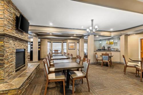 Comfort Suites Denver Tech Center/Englewood - image 40