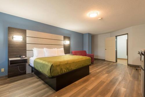 Quality Inn & Suites Manitou Springs at Pikes Peak in Manitou Springs, USA