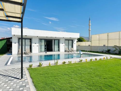 Villa Dalca – khách sạn tại Camkoy