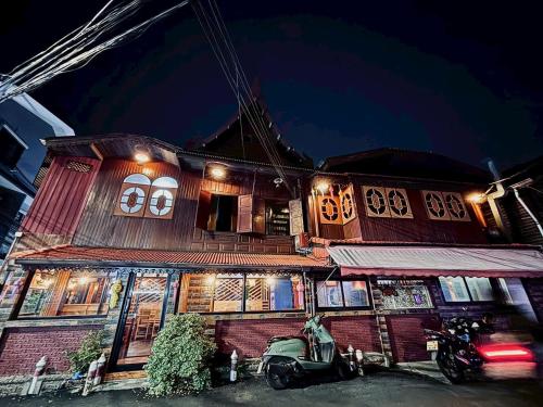 Sukhum Ban Songthai, Bangkok (foto 11)