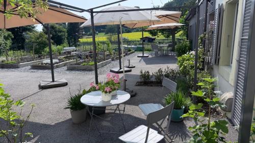  Le Hameau du Montchervet, Pension in Puidoux