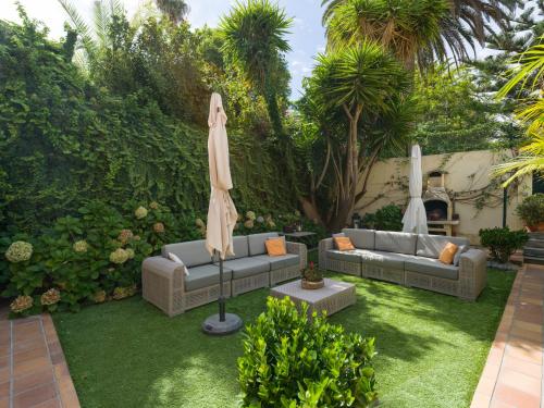 House with cozy garden BBQ and free parking, Santa Brígida (Foto 3)