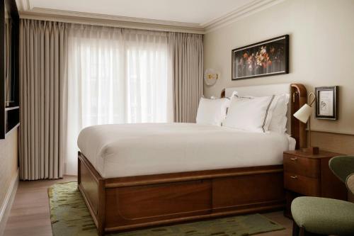 room detail thumbnail 0