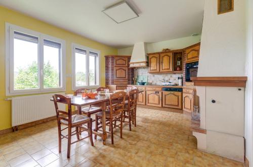 virtuve, Gîte Le Vert'Pétillant (Gite Le Vert'Petillant) in Vert-Toulon