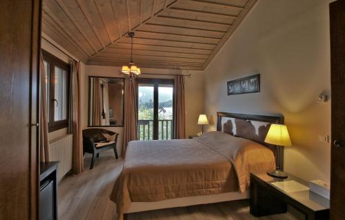 Boutique Hotel SKAMNOS in Arachova by Delphi Greece
