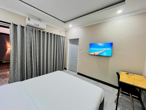 Palms & Pebbles Lodge - image 2