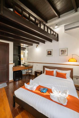 room detail thumbnail 0