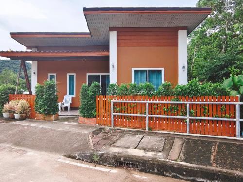 Patcharin house 1
