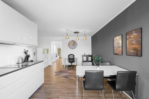 Mitten in Kempten - Großzügig - Tolles Design (Mitten in Kempten - Großzugig - Tolles Design) in كيمبتين