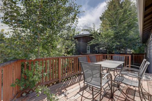 Huckleberry Cottage - image 9
