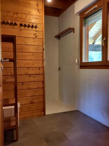 Duša, Grand Valtin : chalet écolo 4 étoiles 14 personnes (Grand Valtin : chalet ecolo 4 etoiles 14 personnes) in Ban-sur-Meurthe-Clefcy
