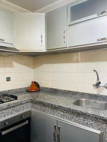 AriAri Convenience family Apartment in Charaf