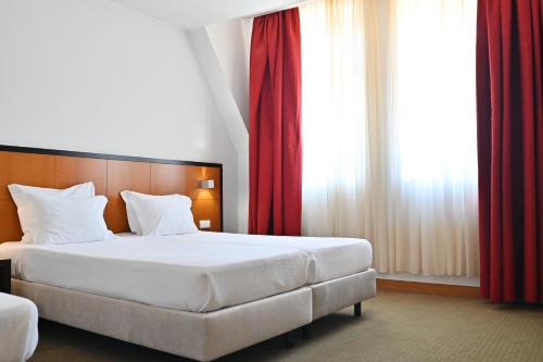 Hotel Bagoeira in บาเซโลซ