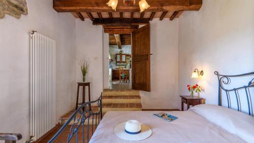 Ca Quattrocchi 10&3 by Marche Holiday Villas in Apecchio