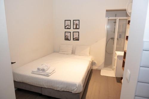 Studio 003 Avenue Louise, Bruxelles (foto 6)