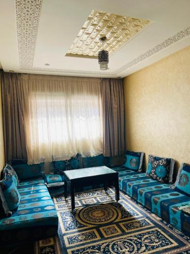 AriAri Convenience family Apartment in Charaf