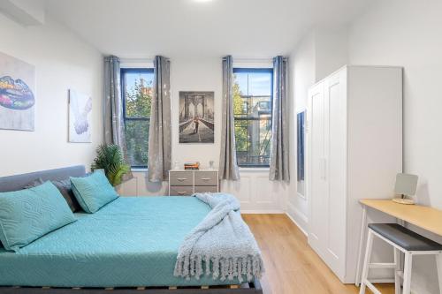 Hoboken Hideaway - Walk to Transit - 15 Mins to NYC - Sleeps 6 comfortably in Hoboken (Nj)