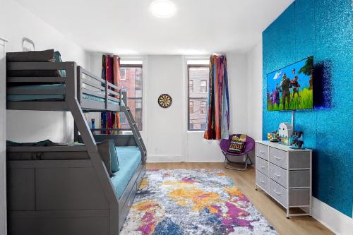 Funky Urban Oasis Minutes From NYC in Hoboken, USA