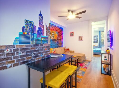 Facilities, Hoboken Hideaway - Walk to Transit - 15 Mins to NYC - Sleeps 6 comfortably in Hoboken (Nj)