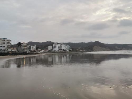 Hotel El Rio in Bahia De Caraquez