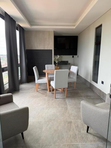 Ramada Suites by Wyndham Asuncion Aeropuerto in 馬里亞諾羅克阿隆索