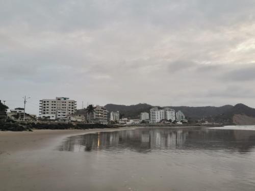 Hotel El Rio in Bahia De Caraquez