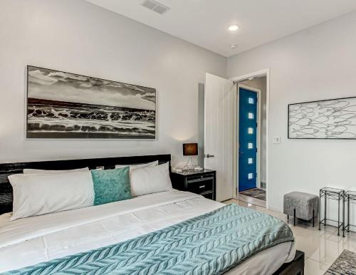 Ocean View Modern - image 14
