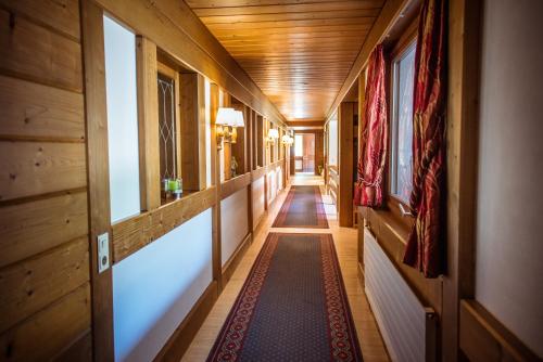 ทัศนียภาพภายนอกโรงแรม, Berghotel Sonne in พาร์เทเนิน