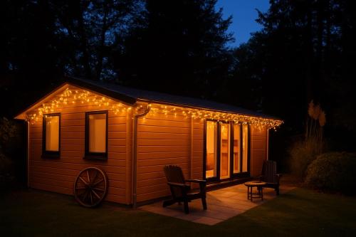 Charmant, gezellig en knus 5p chalet op Veluwe naast Sauna Drome in พุดเทน