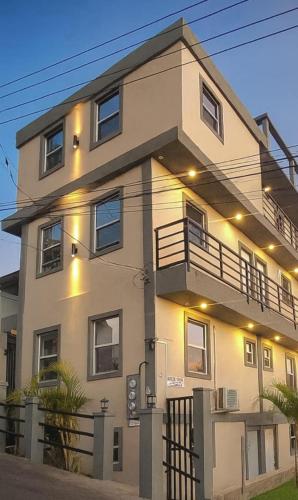 Comfortable and affordable in เซนต์จอร์จ