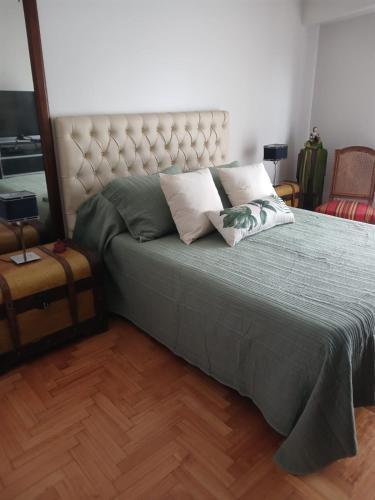 Departamento luminoso con balcon terraza y vista abierta in Floresta