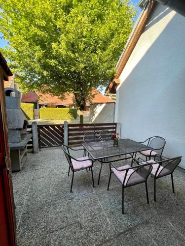 Terme Čatež apartma Maestro (Terme Catez apartma Maestro) in Чатеж Об Саві