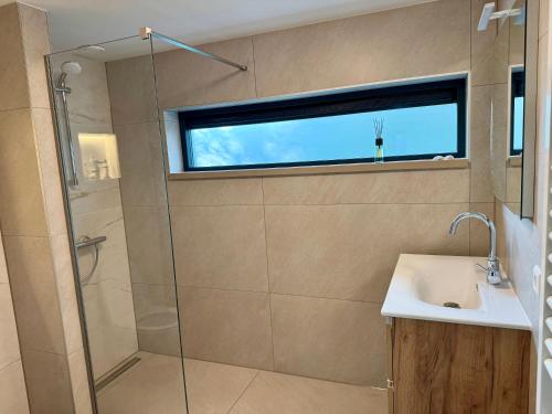 Fürdőszoba, Vakantiehuis Lucky in Soestduinen
