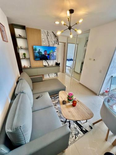 Shared lounge/TV area, Moderno apartamento con vista al mar en Cartagena in La Heroica